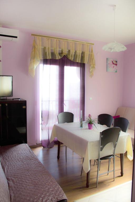 Apartments Tomisa Split Habitación foto