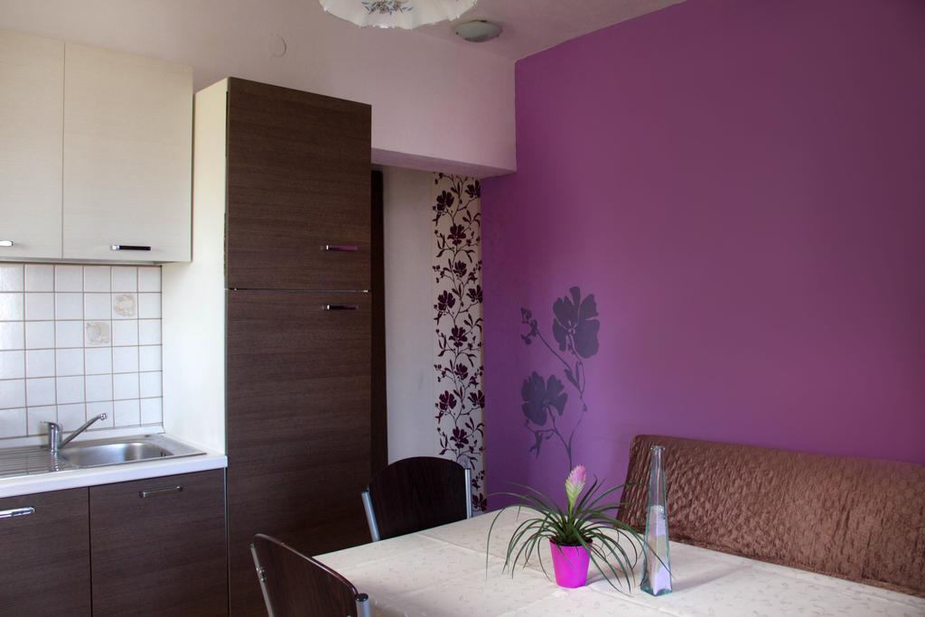 Apartments Tomisa Split Habitación foto