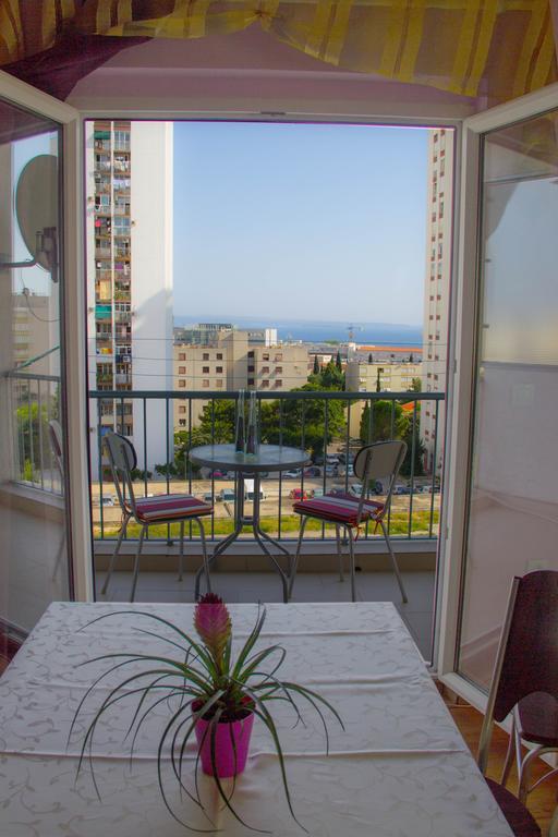 Apartments Tomisa Split Habitación foto